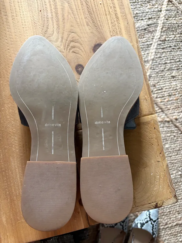 DV by Dolce Vita Snakeskin flats - Image 2