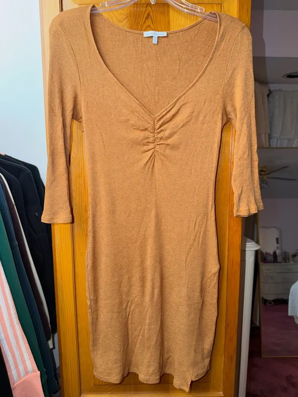 Charlotte Russe Rust Brown Ribbed V-Neck 3/4 Sleeve Dress - Image 2