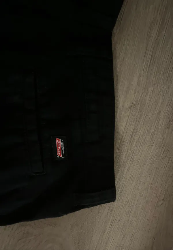 Genuine Dickies Relaxed Women’s pants  - Image 4