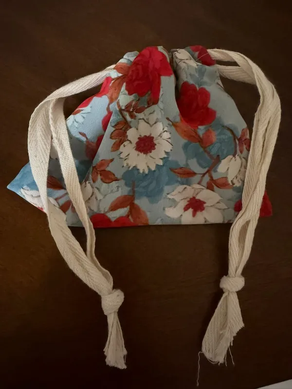 Indian Handmade silk drawstring bag - Image 5