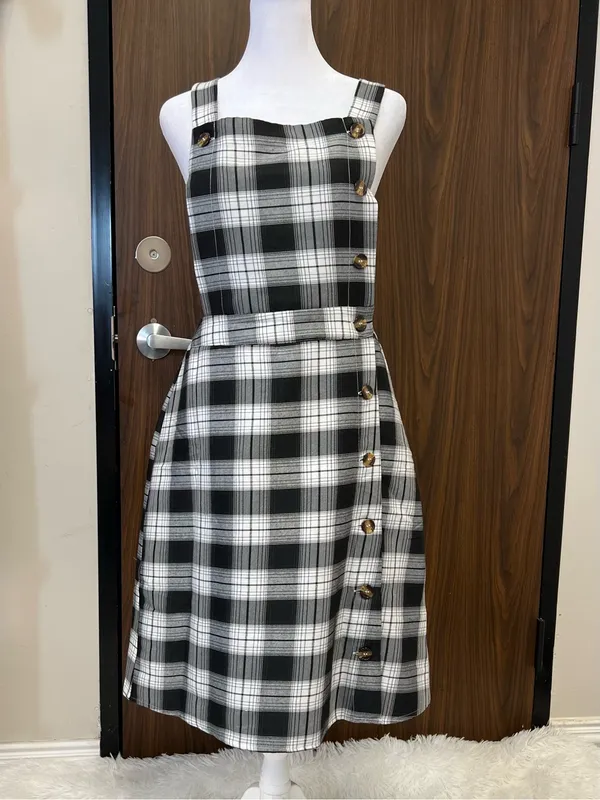 CUPSHE Cozy Charm Plaid Midi Dress Large - Image 3