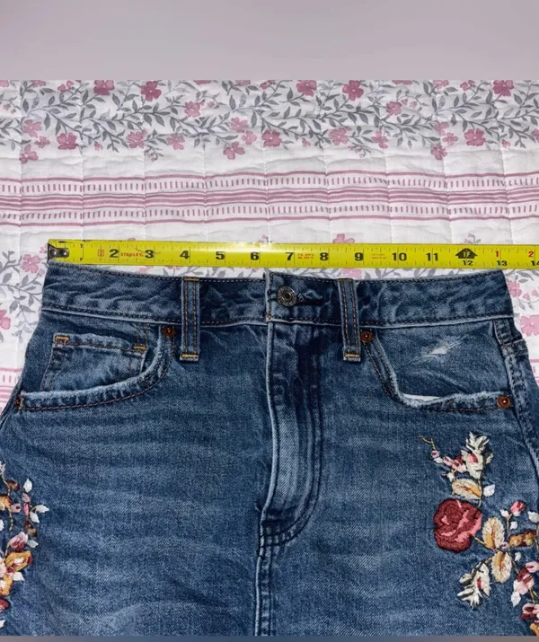 Abercrombie & Fitch Embroidered Skirt - Image 7
