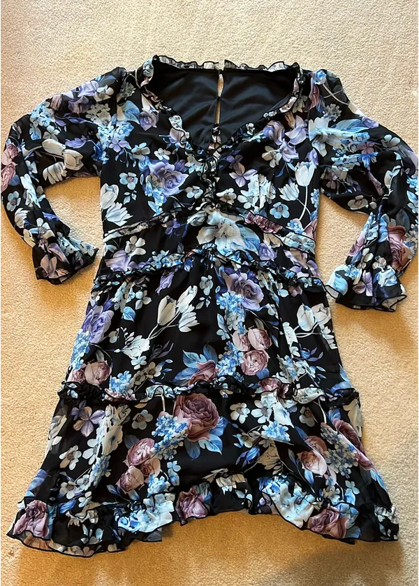 Amazon dress - Image 2