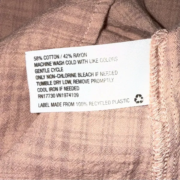 Universal Threads Dusty Rose Long Sleeve Peasant Ruffle Top - Image 8