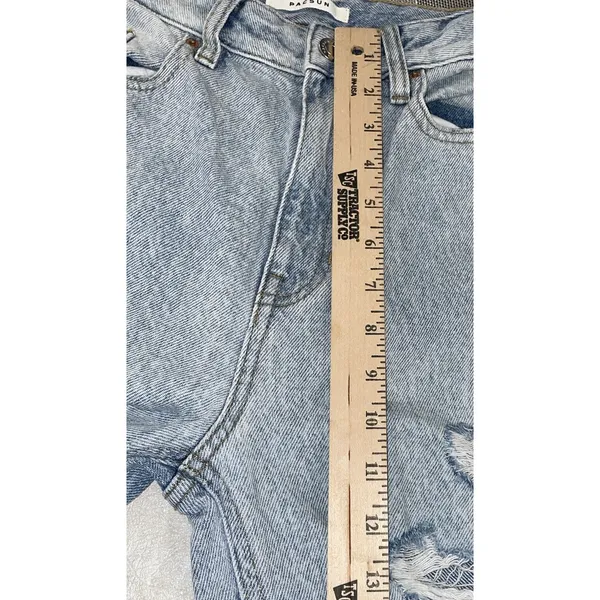 PacSun Women 25 90's Boyfriend Jeans Light Wash Thrashed Ripped High Rise Grunge - Image 6