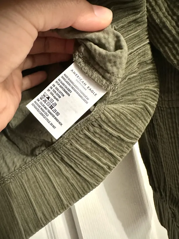 American Eagle Cropped Corduroy Jacket - Image 4
