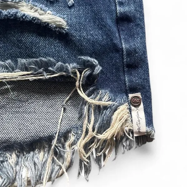 One Teaspoon Junkyard Low Waist Jean Skirt Sz 26 Distressed Low Rise Mini Denim - Image 6