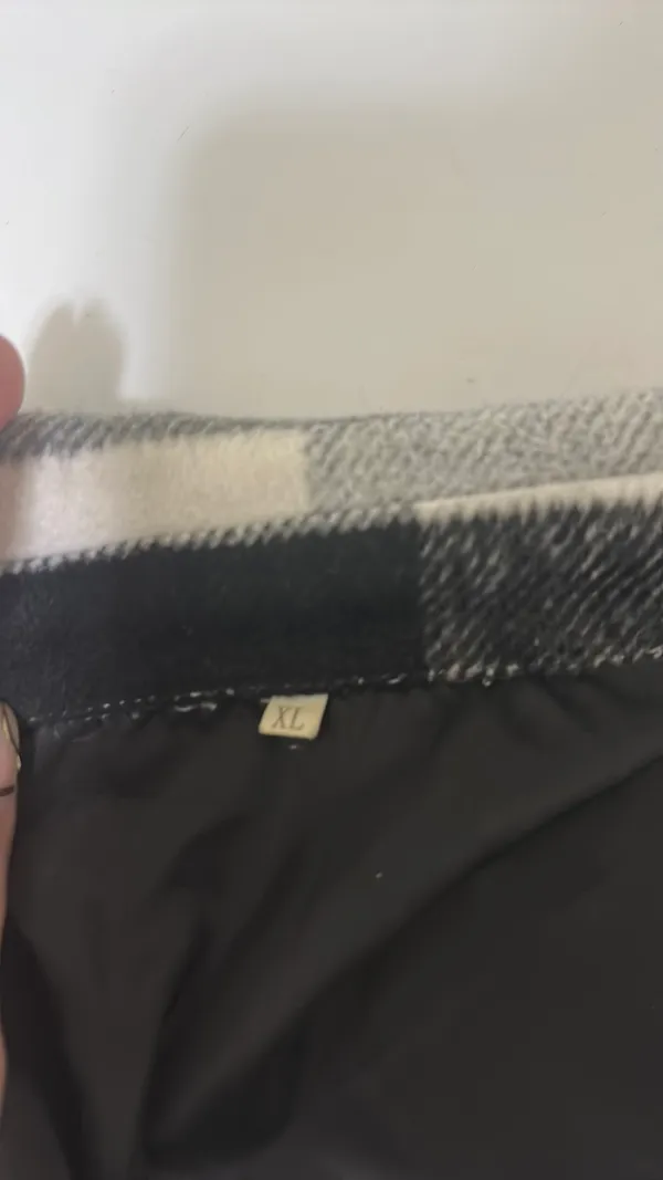 Amazon Flannel Jacket Button-Up - Image 3