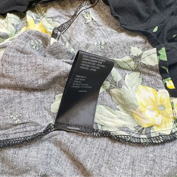 Urban Outfitters Milkmaid Floral Mini Dress Medium Puff‎ Sleeve Dark Romantic - Image 7