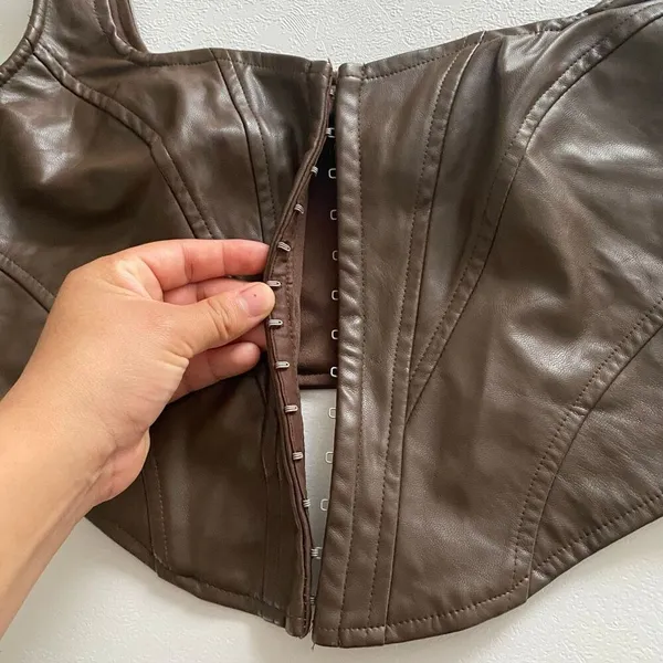 Windsor Brown Faux Leather Corset Top Size L Bustier Hook Front Structured Crop - Image 8