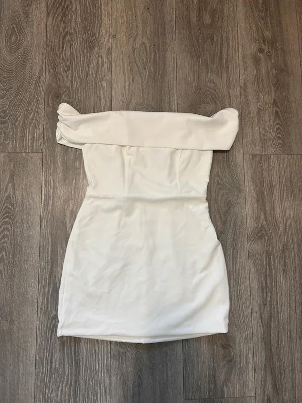 New Showpo Liliana Mini Dress Off Shoulder Bodycon Dress Size 6 MSRP $79 - Image 6