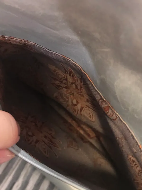 Hobo Brand Handbag - Image 6