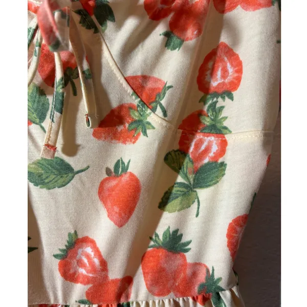 Arizona Jean Co Women's Size L Strawberry Fruit Print Pale Yellow Romper - Image 2