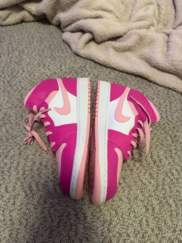 Nike Jordan Air Women’s Mid - Image 2