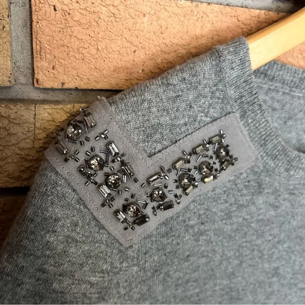 J. CREW Rhinestone Embellished Gray Wool Cashmere Blend Sweater Grey Size Small - Image 3