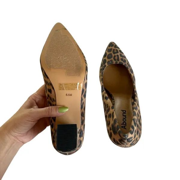 Abound Audry Beige Leopard Print Block Heel Pointed Toe Pumps Size 6.5 - Image 6