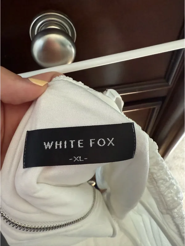 White Fox Boutique White Top - Image 3