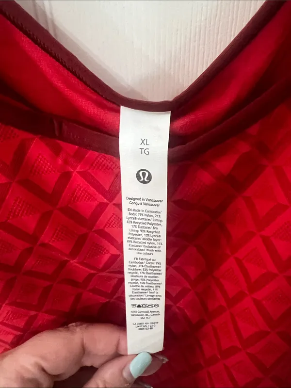 Lululemon Textured Mesh Tennis Tank - Image 5
