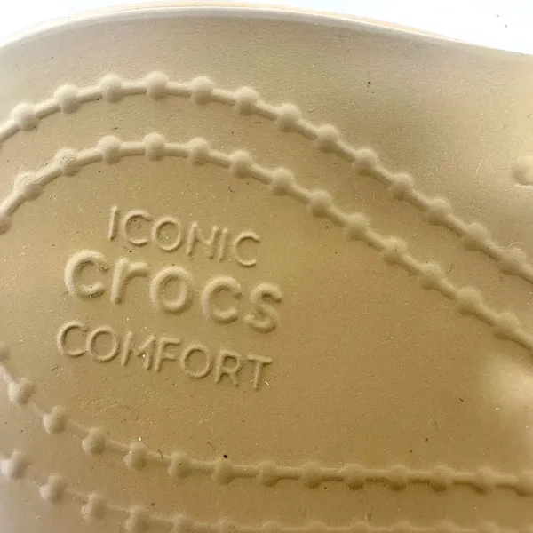 Crocs Size 5‎ Sandals White Strappy Comfort Vacation Summer Beach Pool Everyday - Image 5
