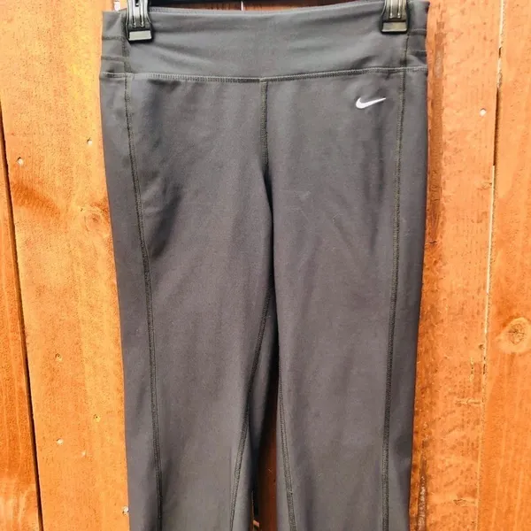 Nike Dri-Fit‎ Capri Pants - Image 7
