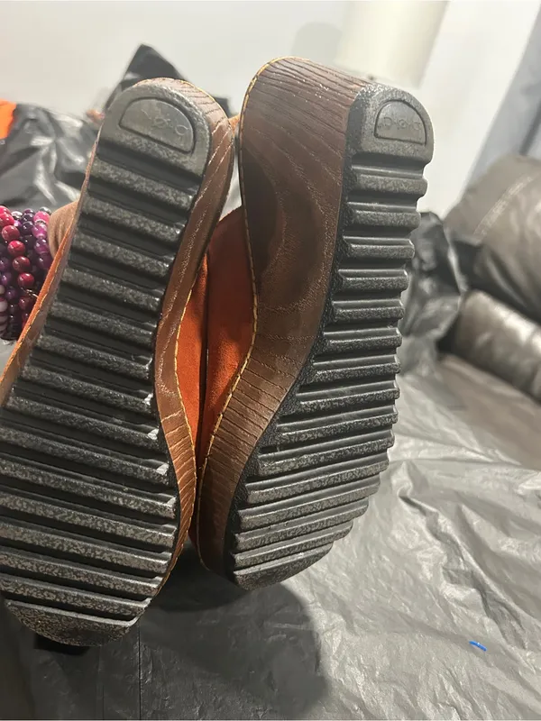 b.o.c. Suede Slingback Clog in Rust Orange Size 10 - Image 5