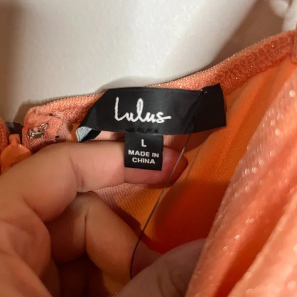 NWT Lulu's Here to Dazzle Coral Metallic Ruched Mesh Bodycon Midi Dress - Image 4