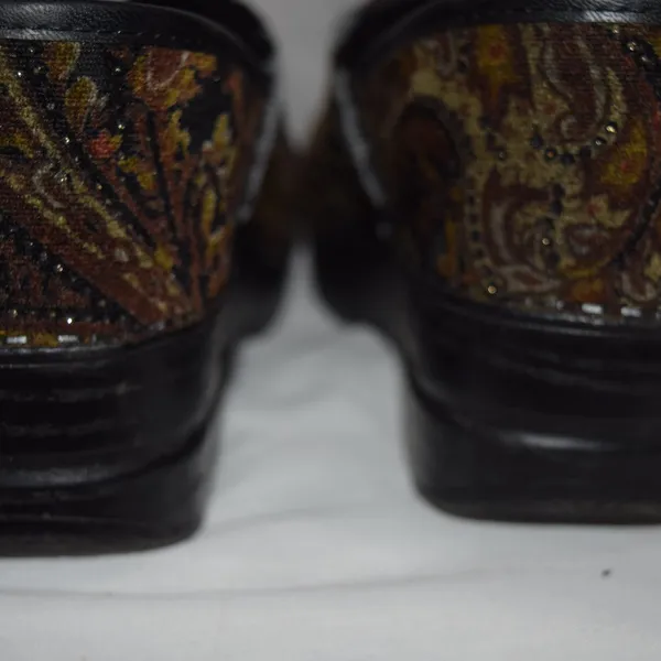 Danskin Clogs, Paisley, Size 39 - Image 5