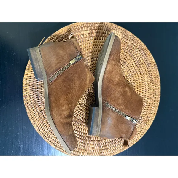 Franco Sarto Womens Brown Suede Ankle Boots Side Zip Low Stacked Heel Cognac - Image 5