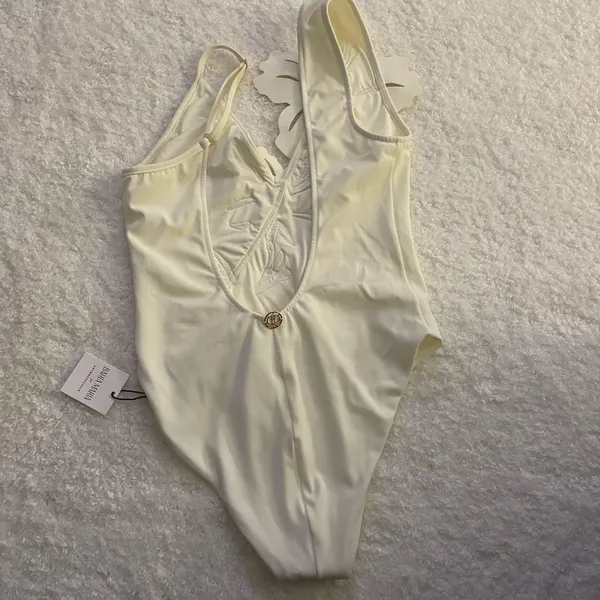 NWT Bahia Maria x Anthropologie Maria Hawaiian White One-Piece Swimsuit. Medium - Image 6
