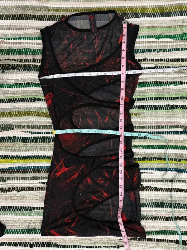 Sleeveless Black & Red Sheer Panel Bodycon Dress - Image 5