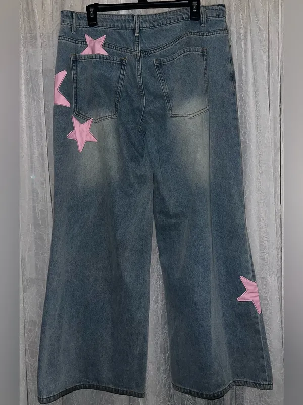 NWOT Edikted Trish Star Low Rise Wide Leg Jeans size large pink star patch’s - Image 4