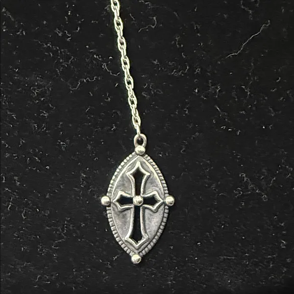 RARE & RETIRED James Avery 925 Sterling Silver Cross Shield Pendant Necklace 18” - Image 2