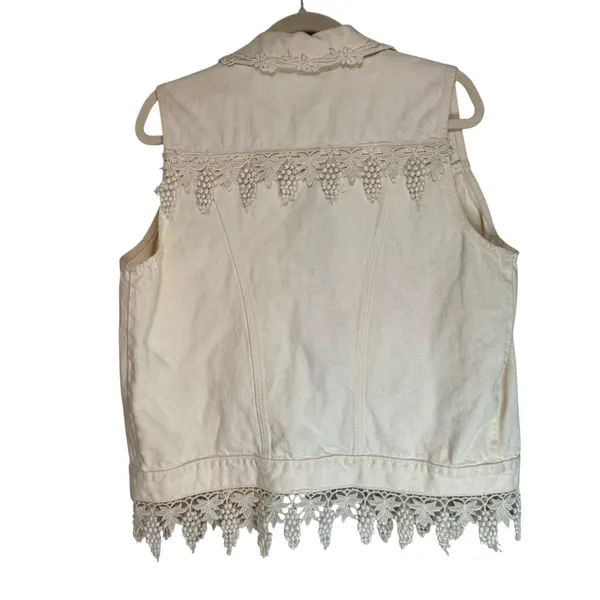 Glitter‎ & Gold Houston Cream Denim Vest Crochet Lace Grape Trim Womens Medium - Image 5