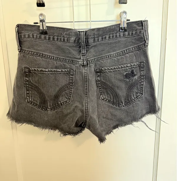 Hollister Jean Shorts - Image 2