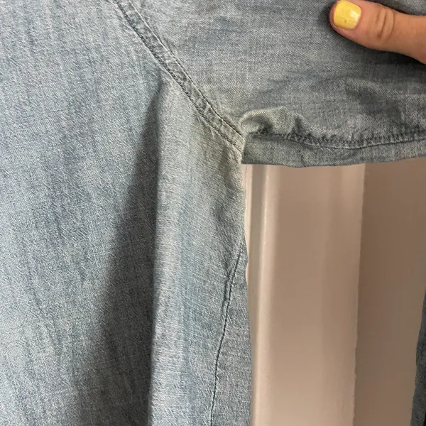 Lightweight Denim Chambray Button Down shirt long sleeve - Image 5