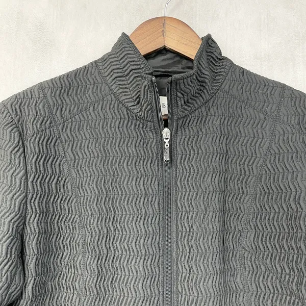 Pendleton Quilted Zip‎ Up Jacket Women Medium Textured Coastal Heritage Elevated - Image 3