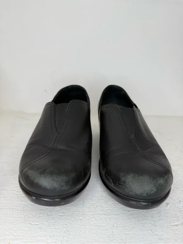 Dansko Black leather slip-on clogs with a heel. #clogs #comfort size 38 USA 8 - Image 2