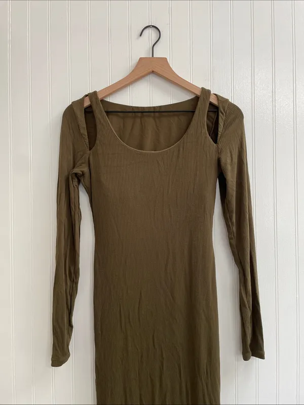 SHAPELLX Long‎ Sleeve Cut-Out Ribbed Shapewear Maxi Dress in Olive Green Size M - Image 6