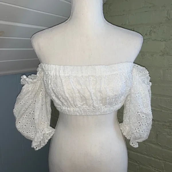 White Puff Sleeve Crochet Crop Top - Image 5