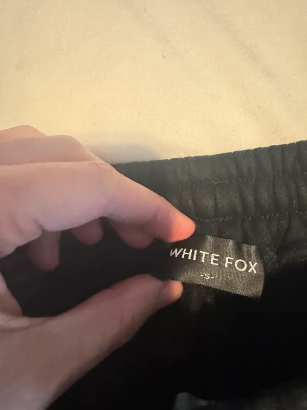 White Fox Offstage Sweatpants Onyx - Image 4