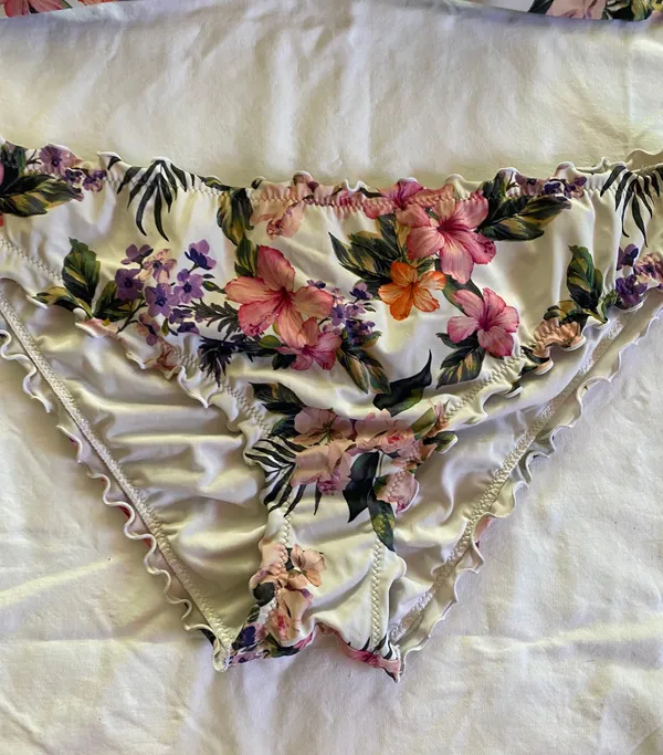 Target Shade And Shore Bikini - Image 4