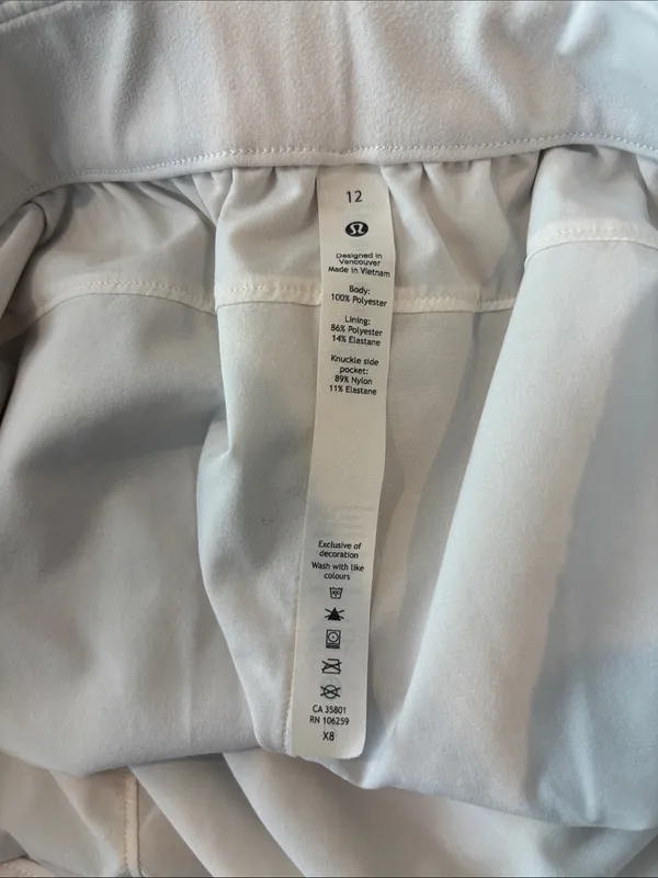 Lululemon Flat-Front Relaxed Short 4.5" Women’s Size 12 Aquila Rhino in EUC! - Image 3