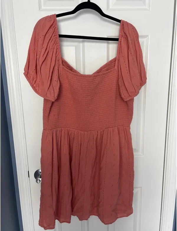 American Eagle Smocked Embroidered Coral Dress - Image 3