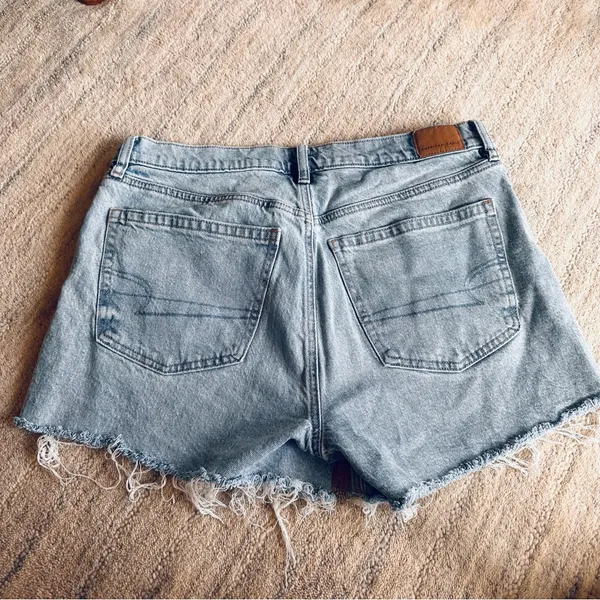 American Eagle Outfitters Light Blue Denim Frayed Hem Women's Shorts - Image 4
