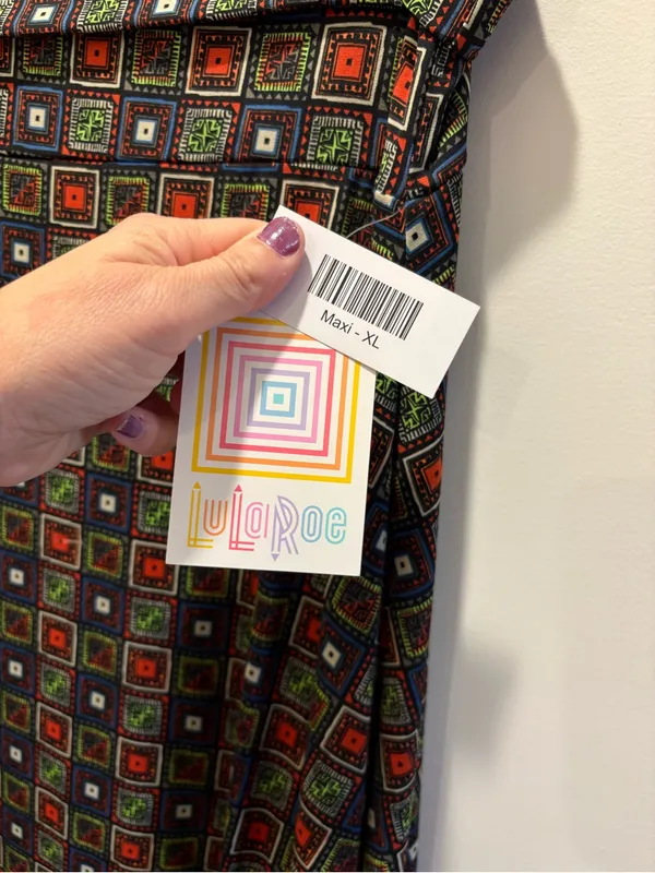 LuLaRoe Vintage Geometric Square Print Maxi Dress XL Black Red Green Blue Short Sleeve - Image 4