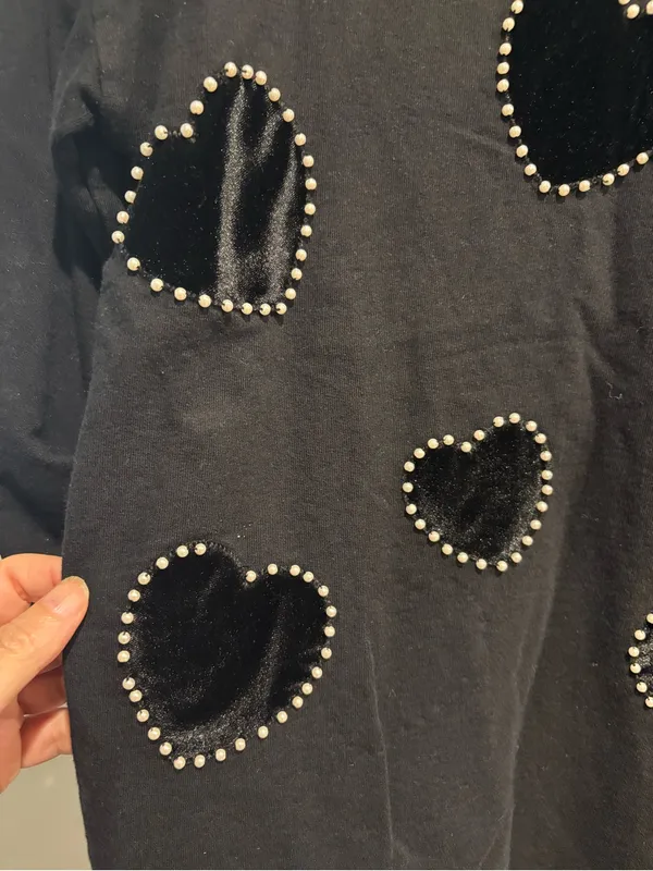 INC black sweatshirt top velvet beaded hearts sz M coquette whimsigoth - Image 5