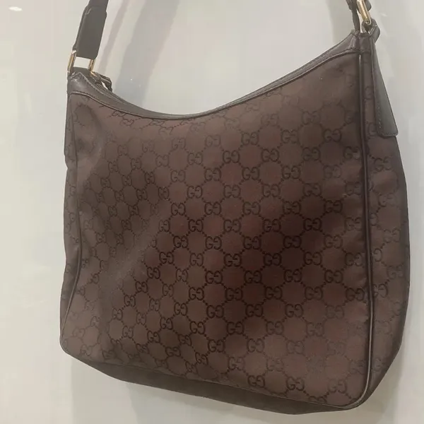 Gucci Canvas Brown Nylon Logo Print Leather Hobo Shoulder Tote Bag Purse - Image 2