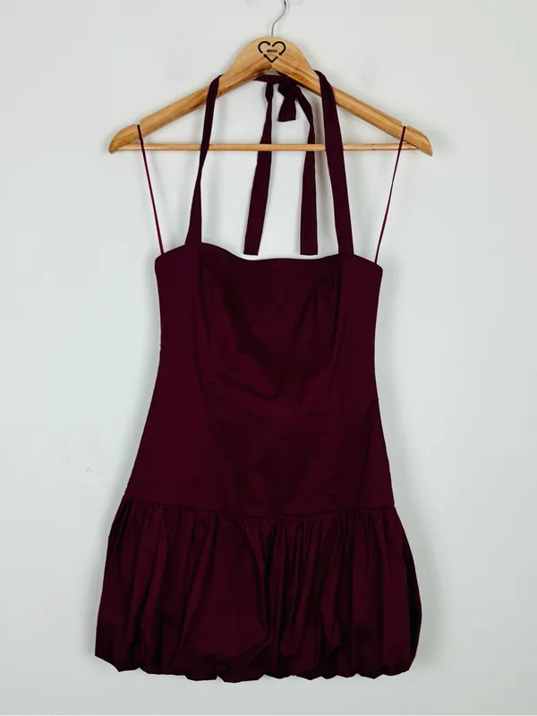 NWT Edikted Bryn Bubble Skirt Mini Dress Burgundy Halter Drop Waist. Small - Image 4