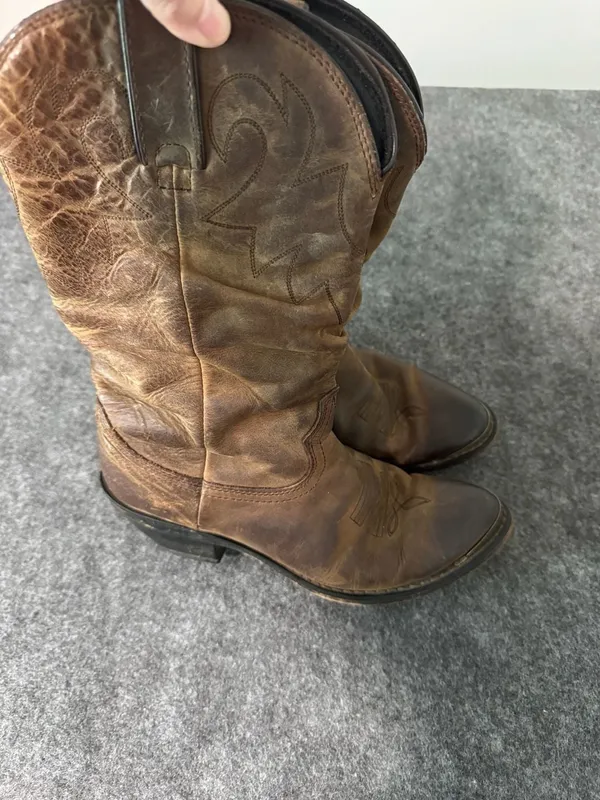 Durango Women's Distressed Tan Slouch Western Boot - Image 2