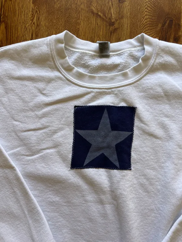 Vintage Gildan sweatshirt Size XL - Image 2